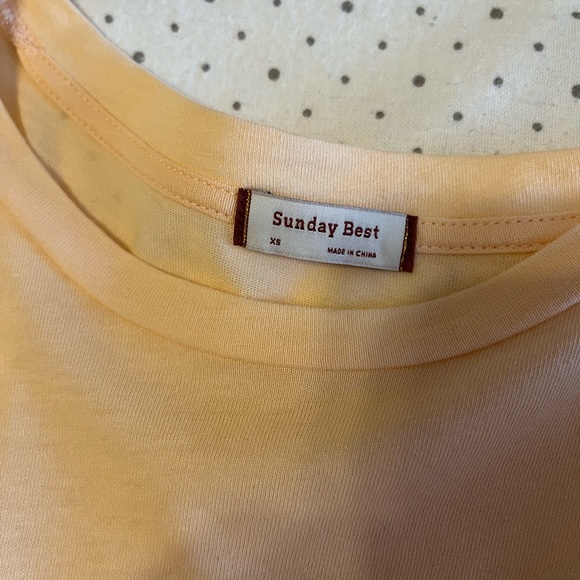 Sunday best peplum peach XS - Picture 2 of 3